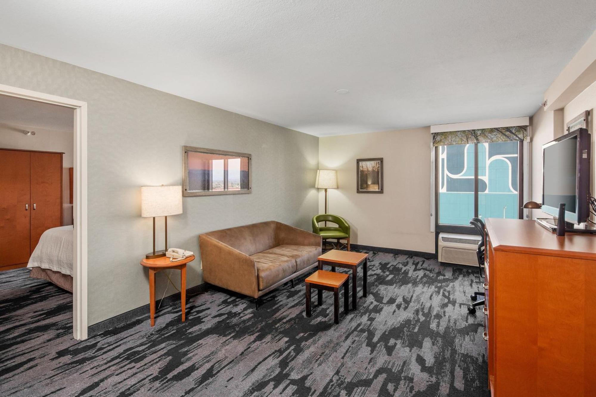 Fairfield Inn & Suites Anaheim North Buena Park Exterior photo